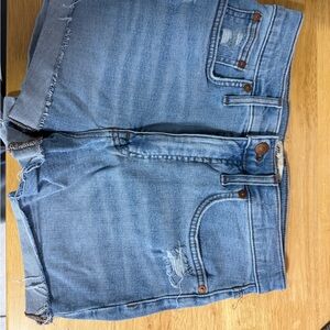 Madewell Women’s Light Blue Denim Shorts - Classic Cut